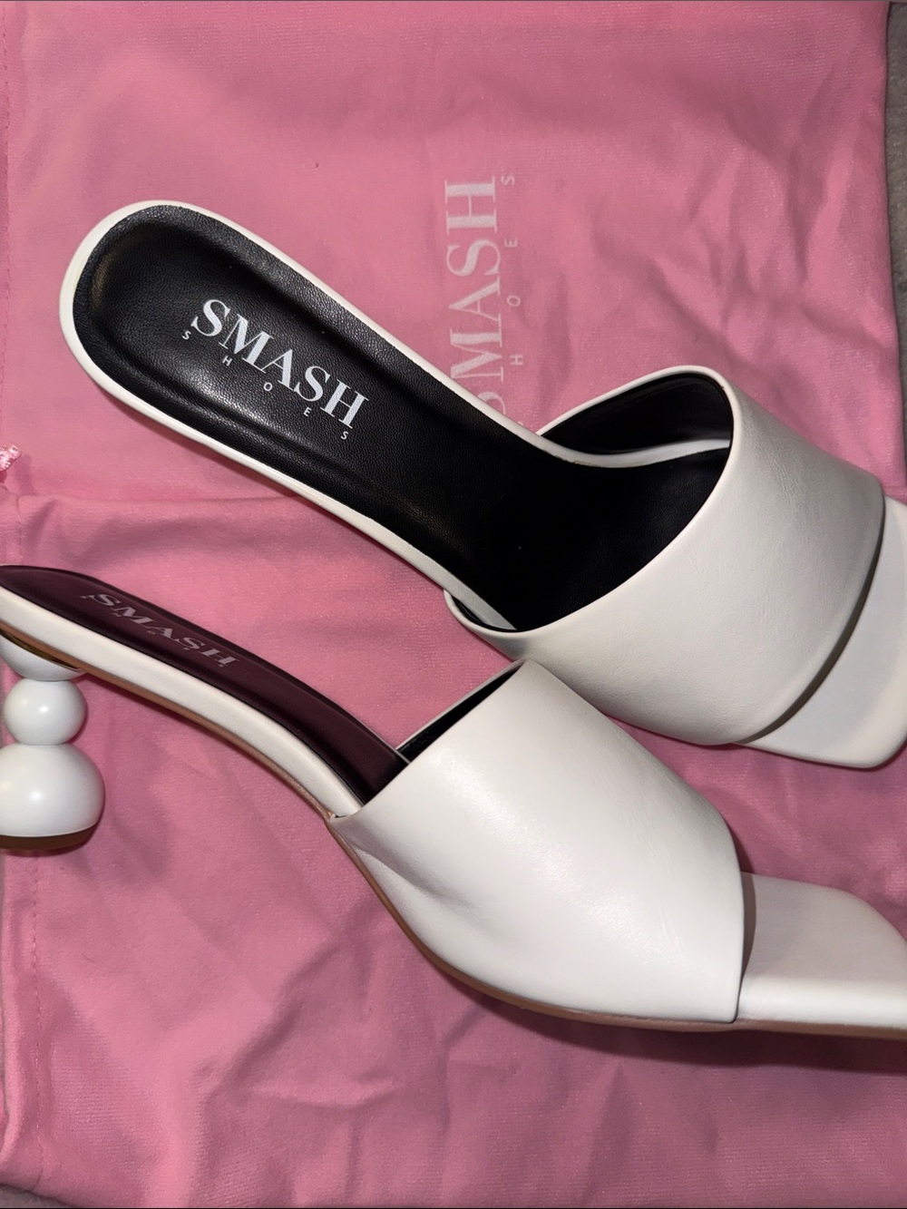 SMASH Aria White Mule Round Heel - Picture 5 of 6